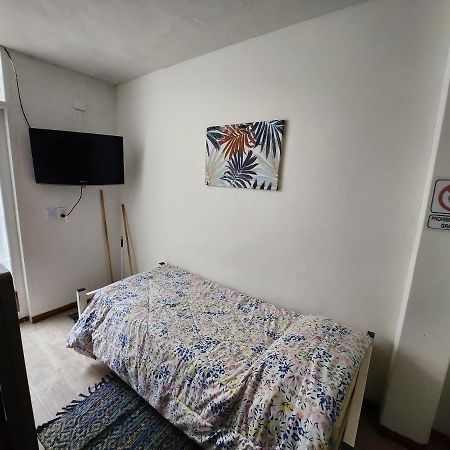 Departamento Ubicadisimo Calle Chile Con Estacionamiento Incluido Capital Mendoza3 Centro Lejlighed Eksteriør billede