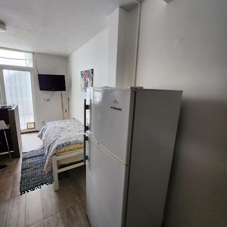 Departamento Ubicadisimo Calle Chile Con Estacionamiento Incluido Capital Mendoza3 Centro Lejlighed Eksteriør billede